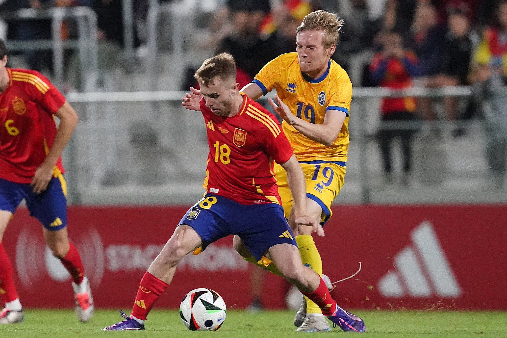 Peque makes his debut for the U-21 national team on Thursday with the active participation of Sevilla