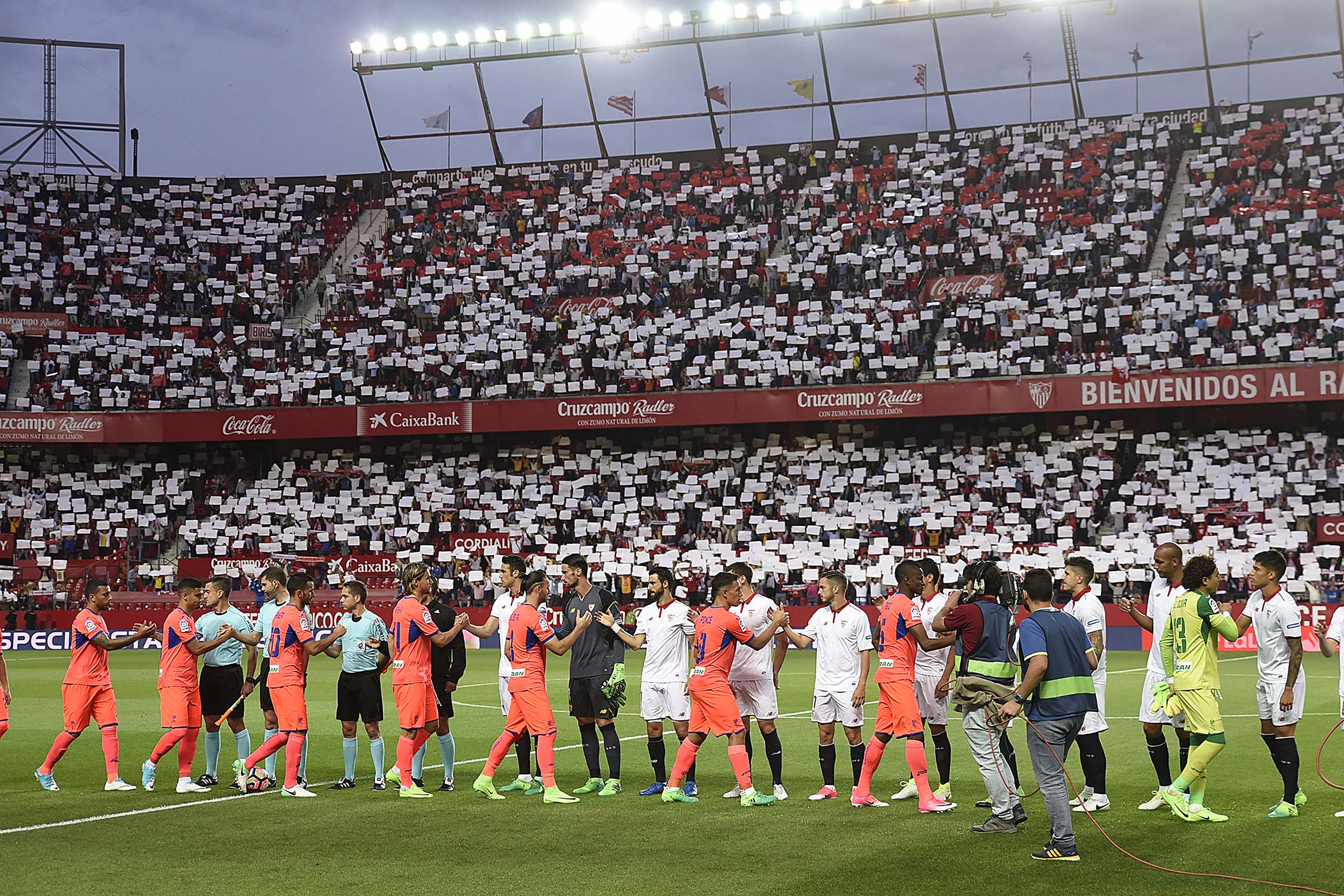 El Sevilla FC antes del partido ante el Granada CF 