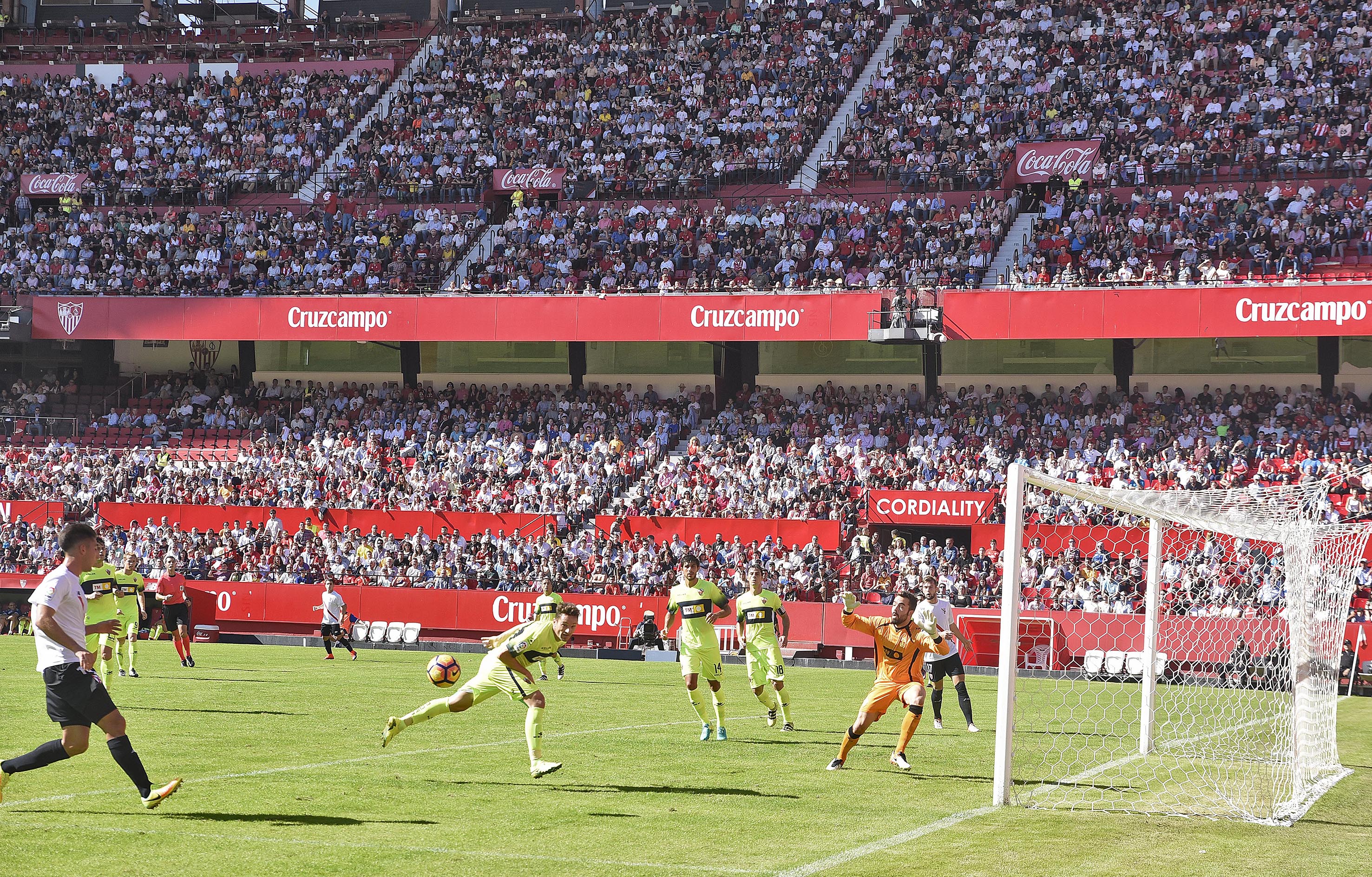 Partido entre el Sevilla Atlético y el Elche