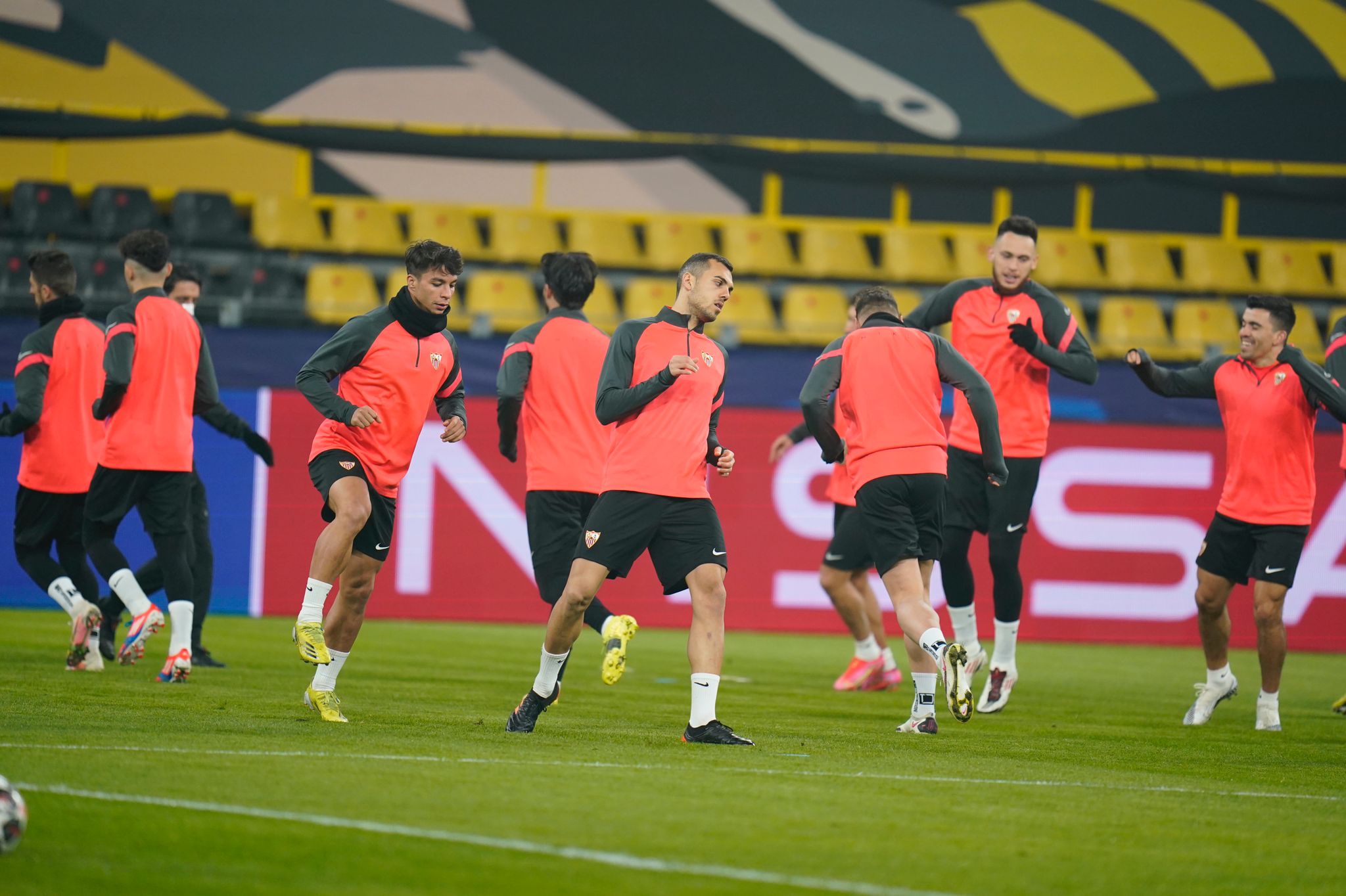 Entrenamiento del Sevilla FC en Dortmund