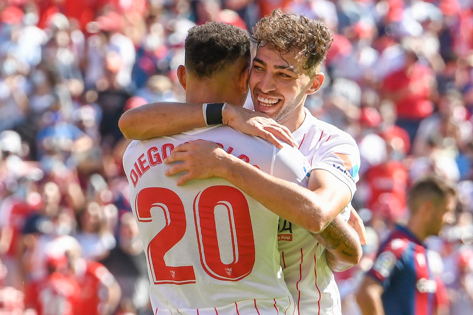 Celebración del gol de Diego Carlos al Levante UD