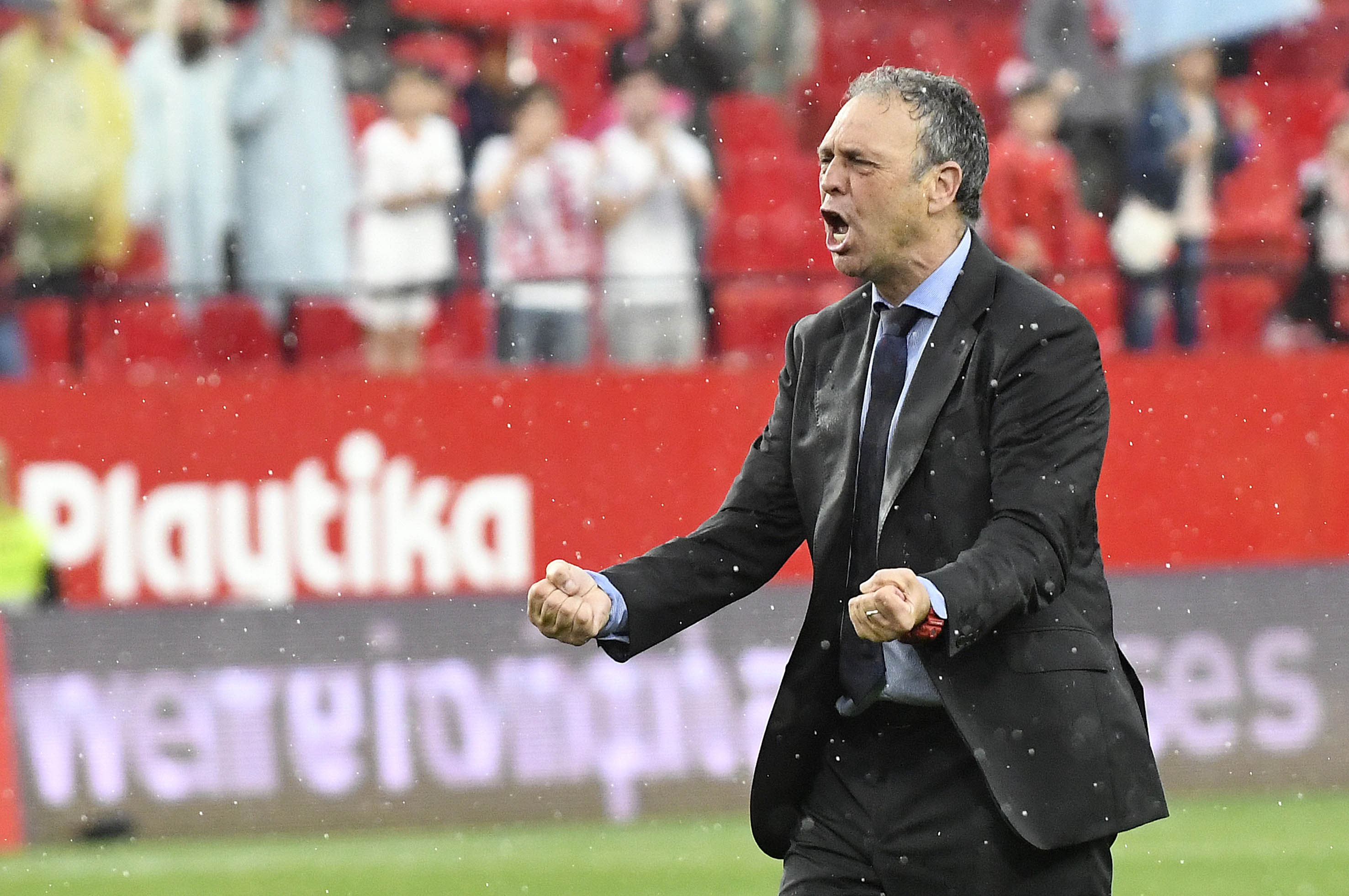 Joaquín Caparrós entrenador del Sevilla FC