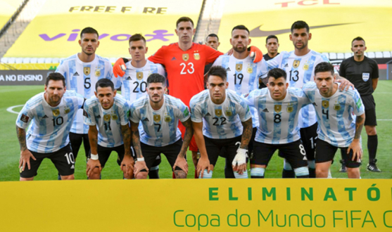 Imagen del once de Argentina ante Brasil