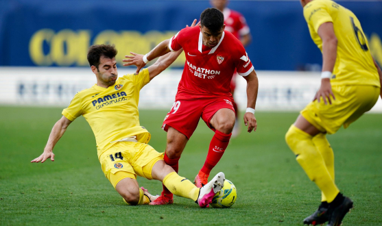 Acuña against Villarreal CF