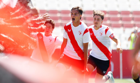 El Sevilla Atlético celebra la victoria ante el Mancha Real