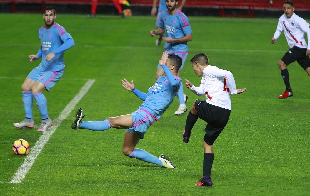 Gol de Alejando Pozo con el Sevilla Atlético