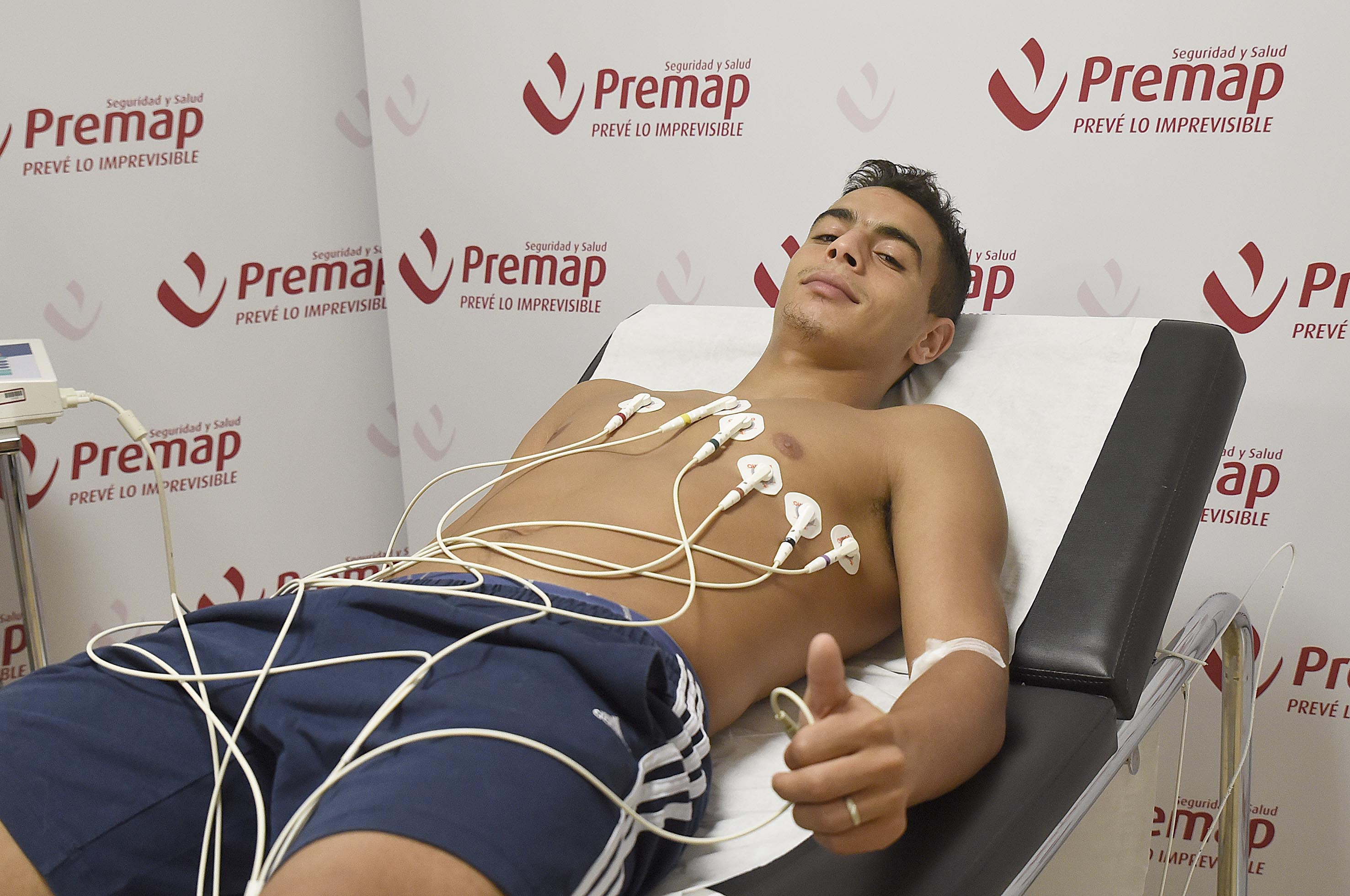 Ben Yedder en el reconocimiento médico con el Sevilla FC 