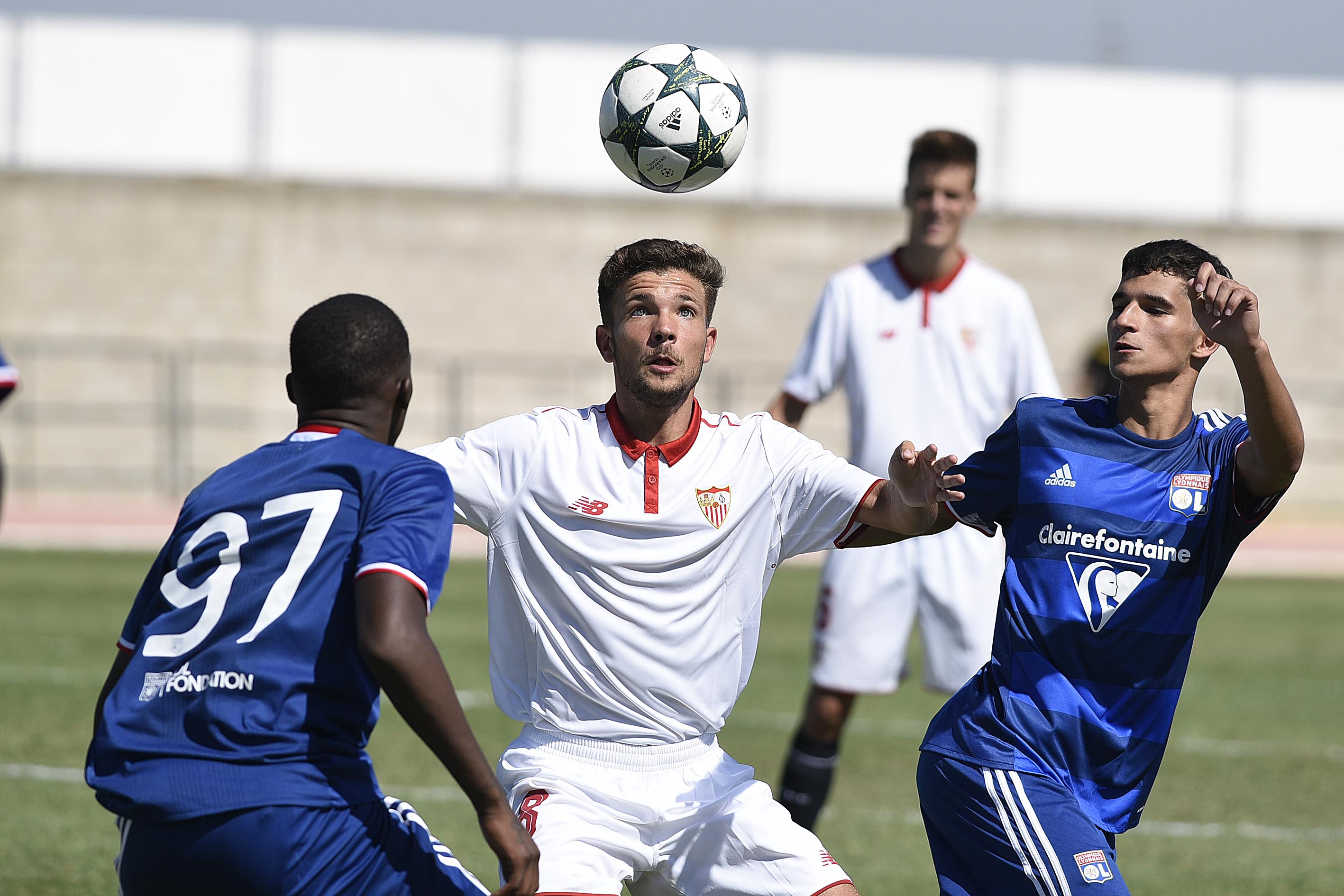Espinar del Sevilla FC en la Youth League