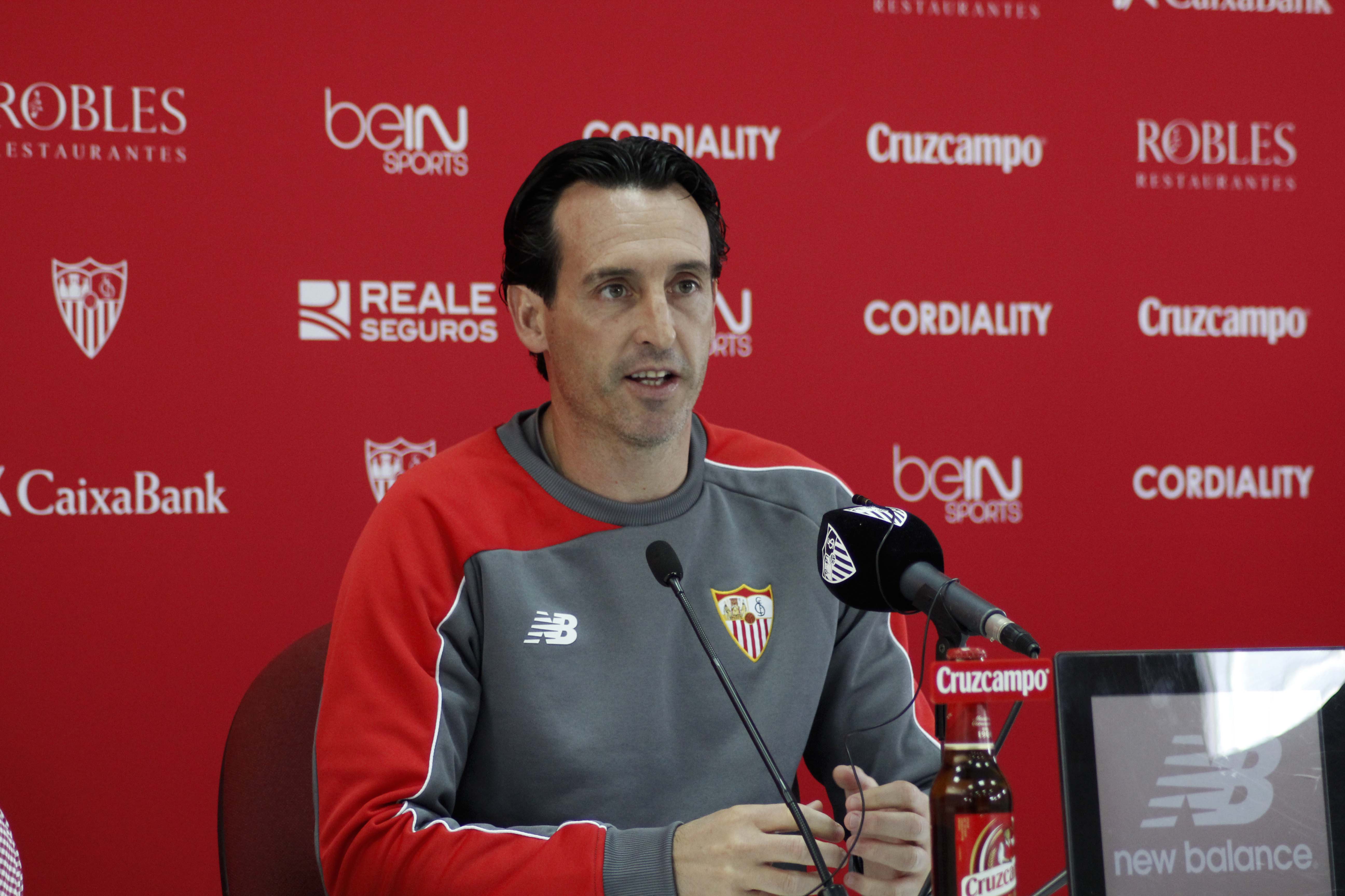 El técnico, en sala de prensa en la previa del Real Sociedad-Sevilla FC