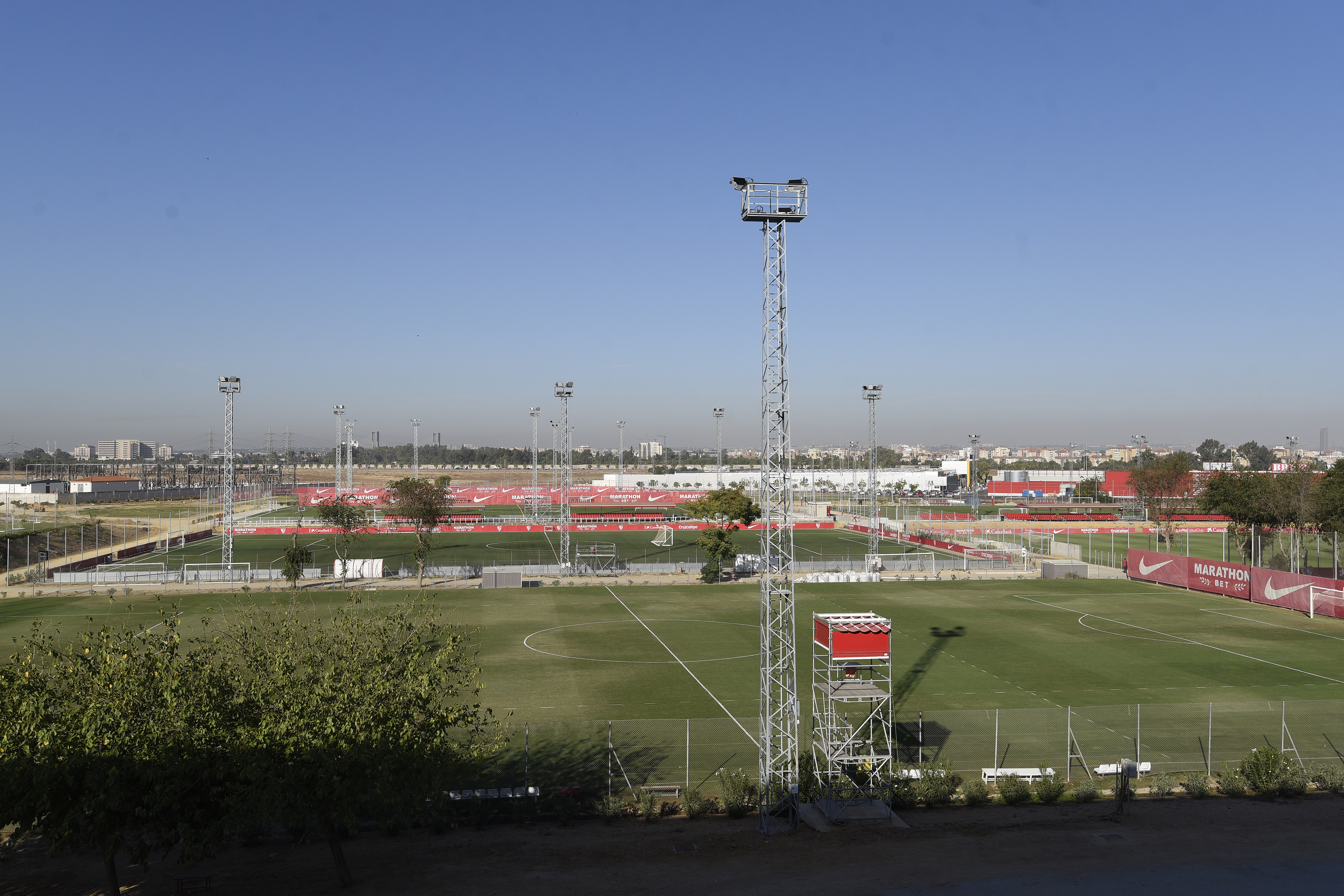 Campos Ciudad Deportiva José Ramón Cisneros Palacios