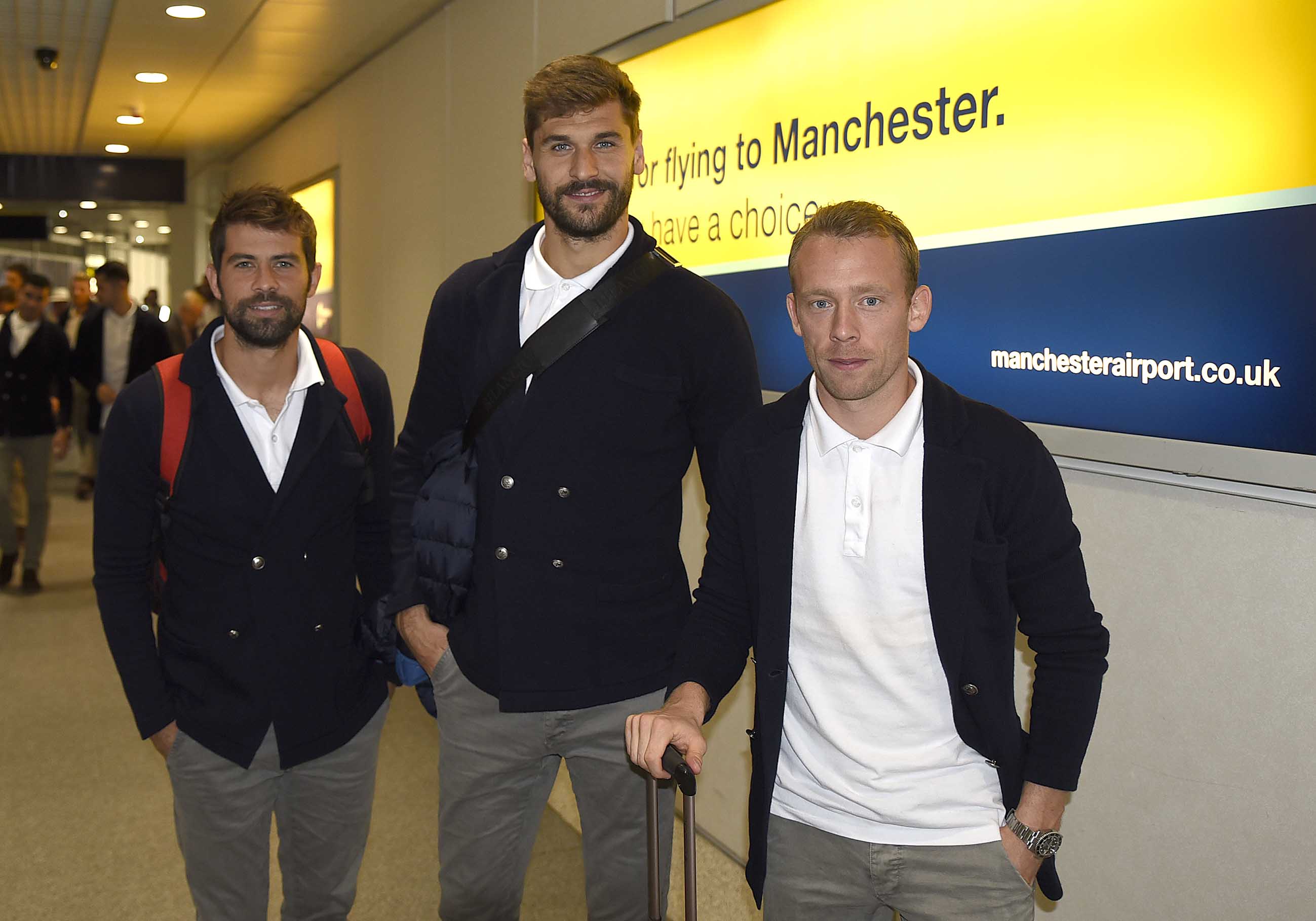 Llorente, Krohn-Dehli y Coke a su llegada a Manchester