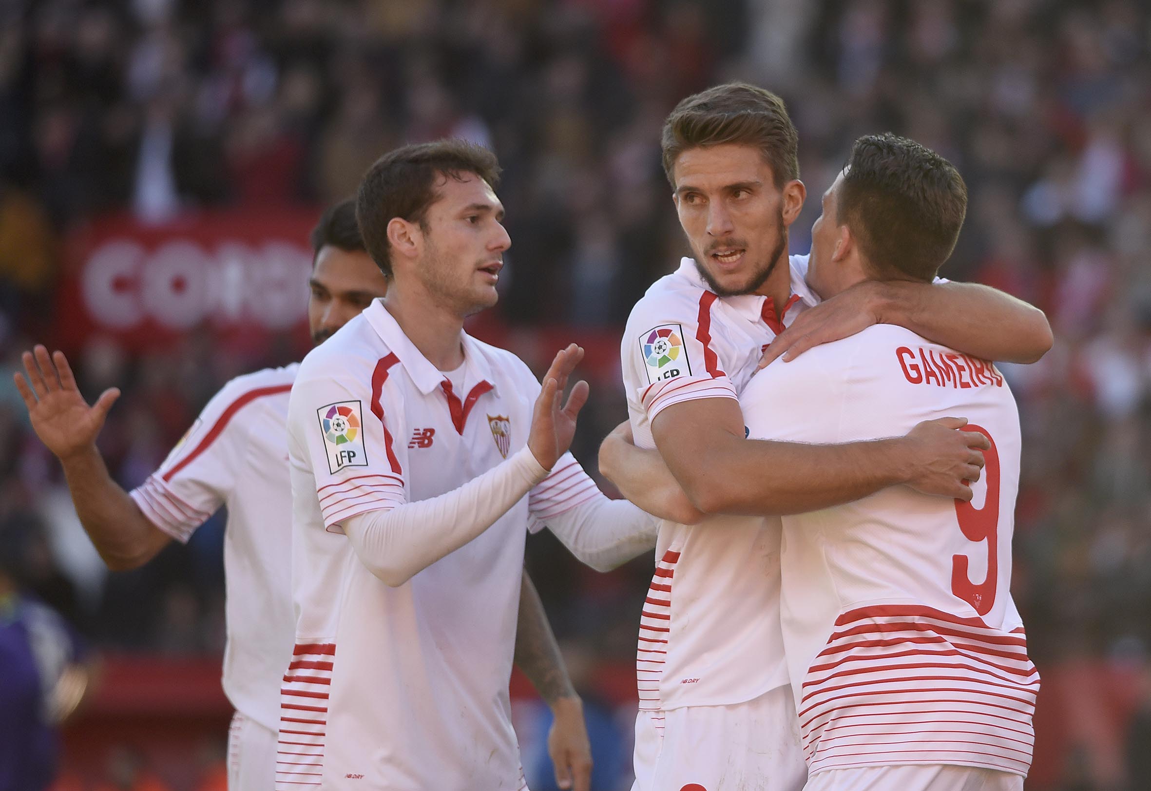 CElebración de gol del Sevilla FC ante el Málaga CF