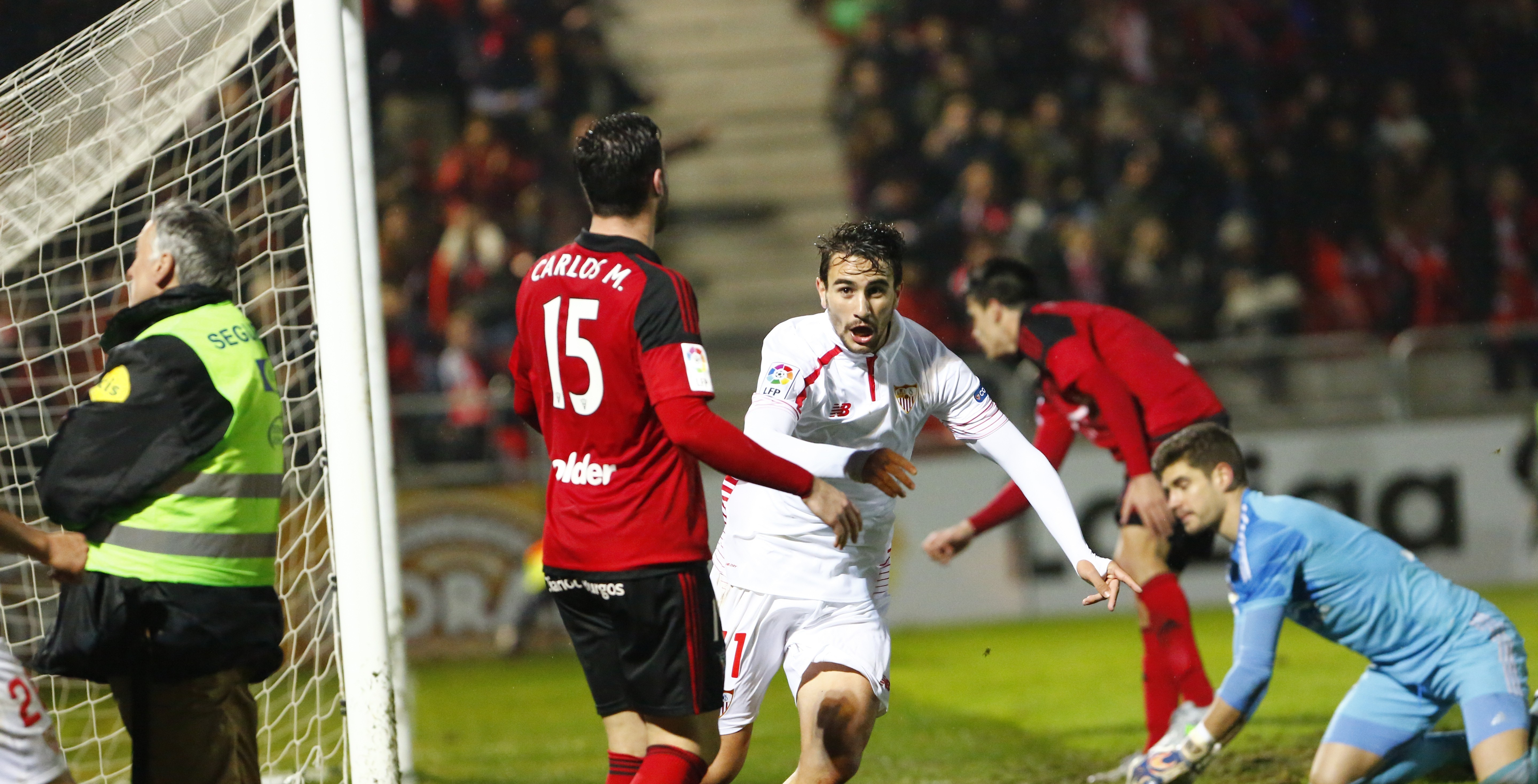 JUan Muñoz en el CD Mirandés-Sevilla FC