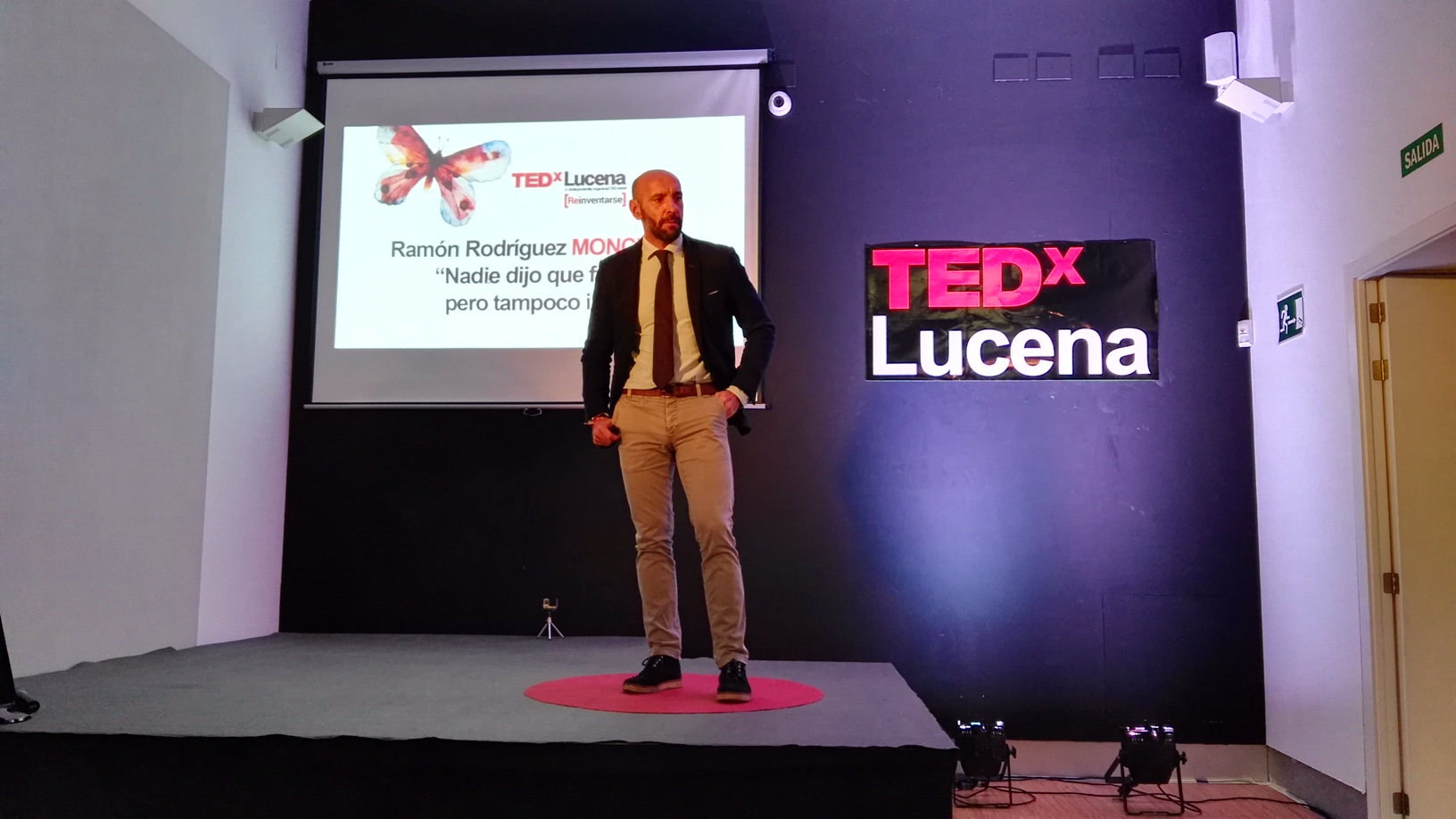 Monchi da una charla en el Tedx Lucena