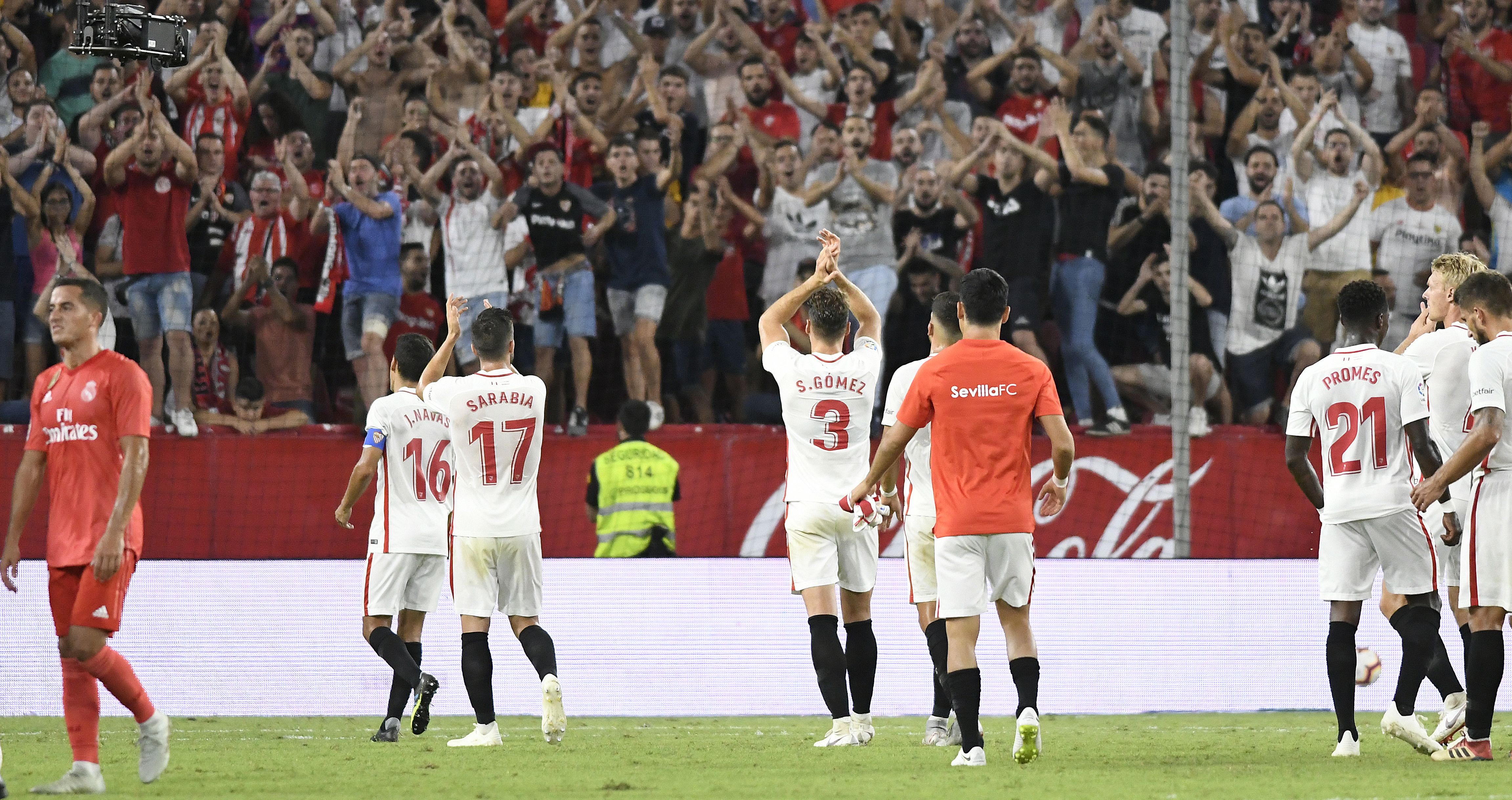 El Sevilla FC revisa su presupuesto al alza y confía en i