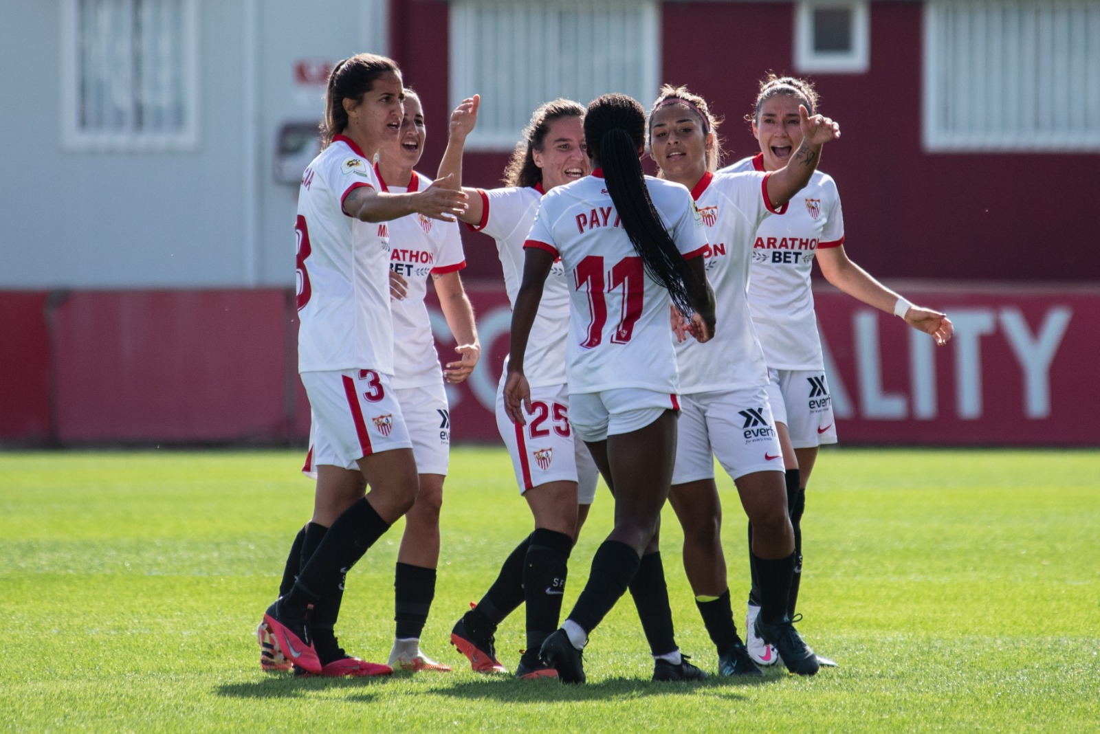 PRIMER TRIUNFO CON GOLEADA PARA EL FEMENINO | SEVILLA FC