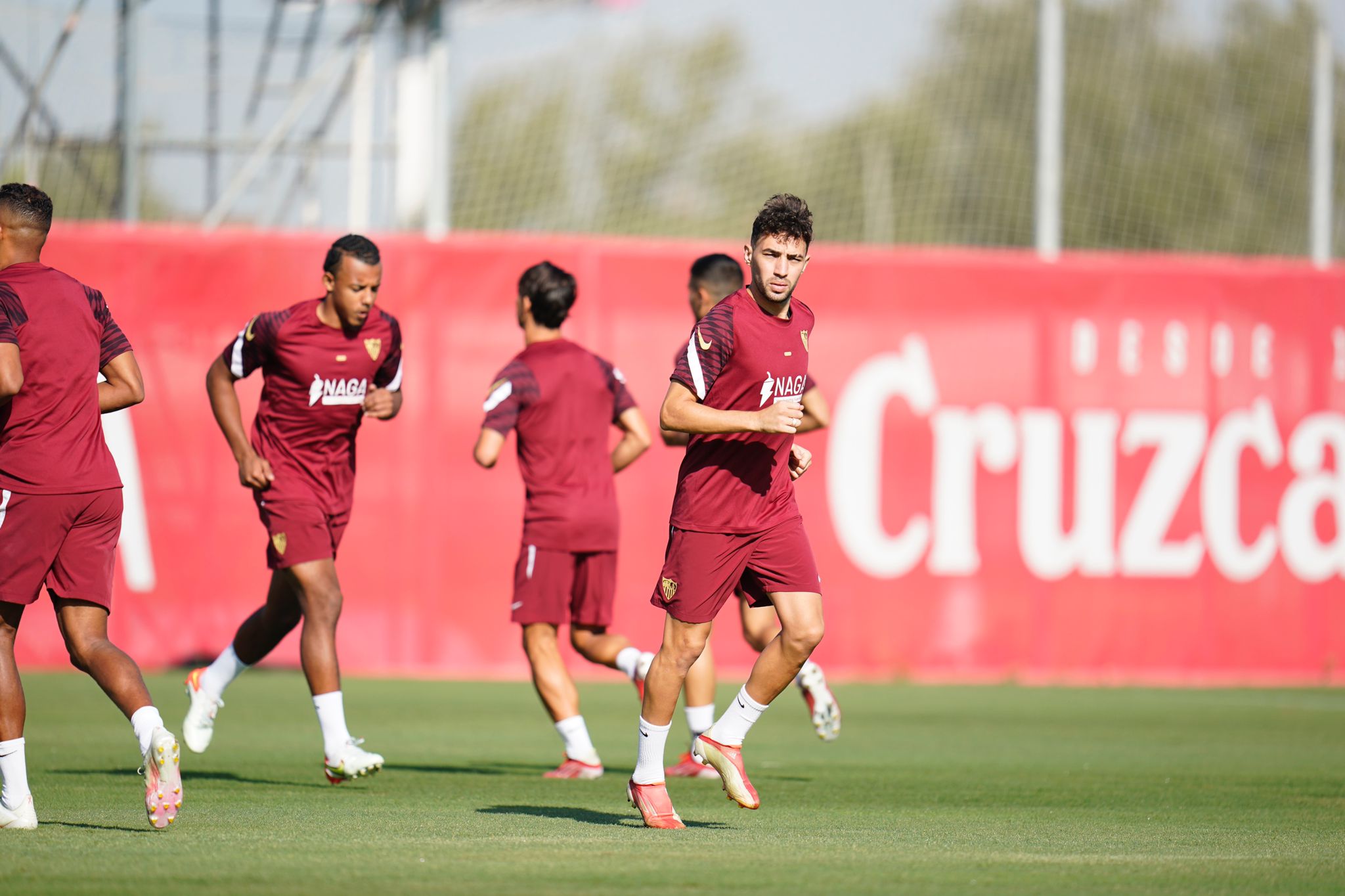Sevilla FC returned to training on Monday 