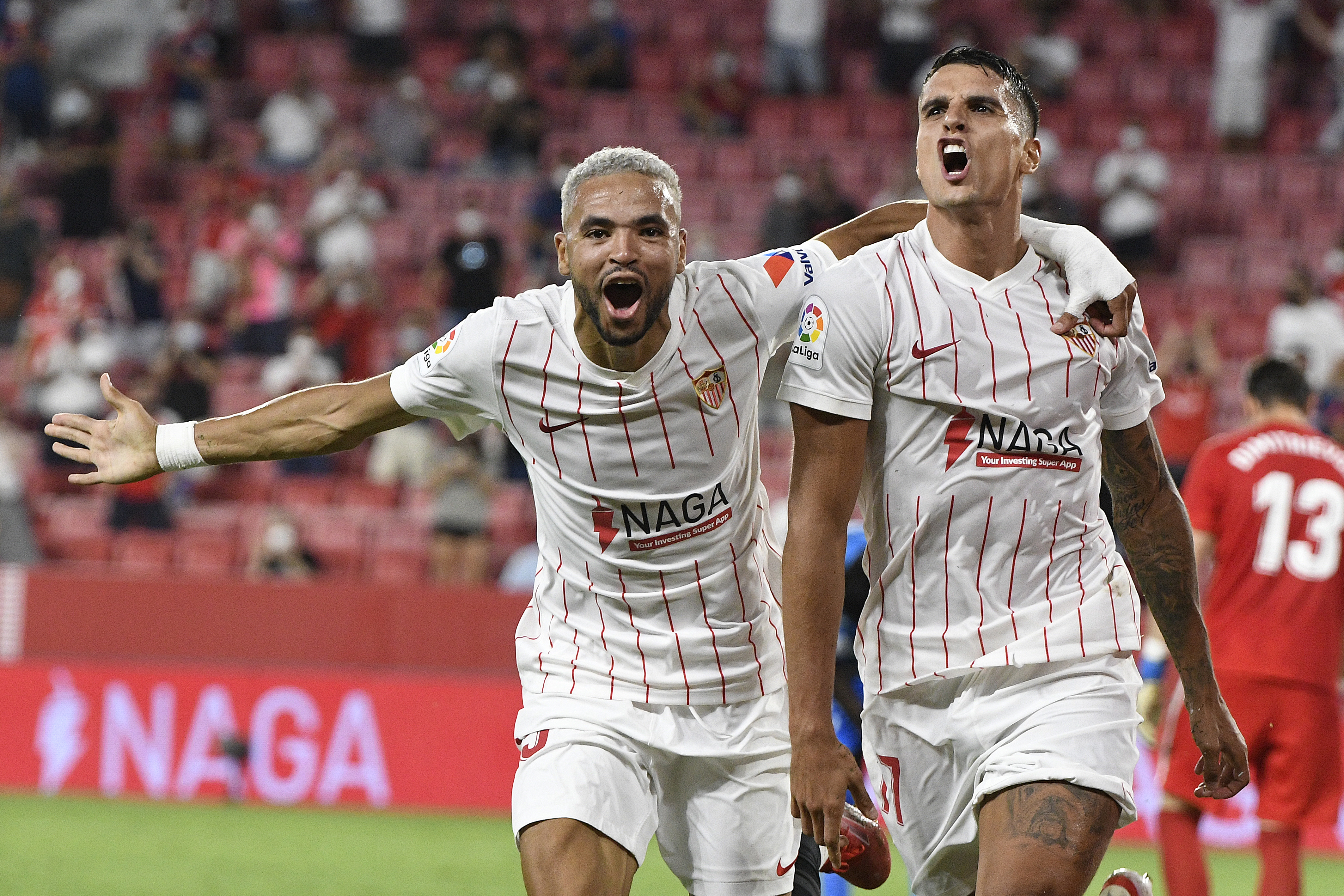 3-0: ANTE SU AFICIÓN, EL SEVILLA FC SUMÓ LA PRIMERA VICTORIA DE LA  TEMPORADA FRENTE AL RAYO | Sevilla FC