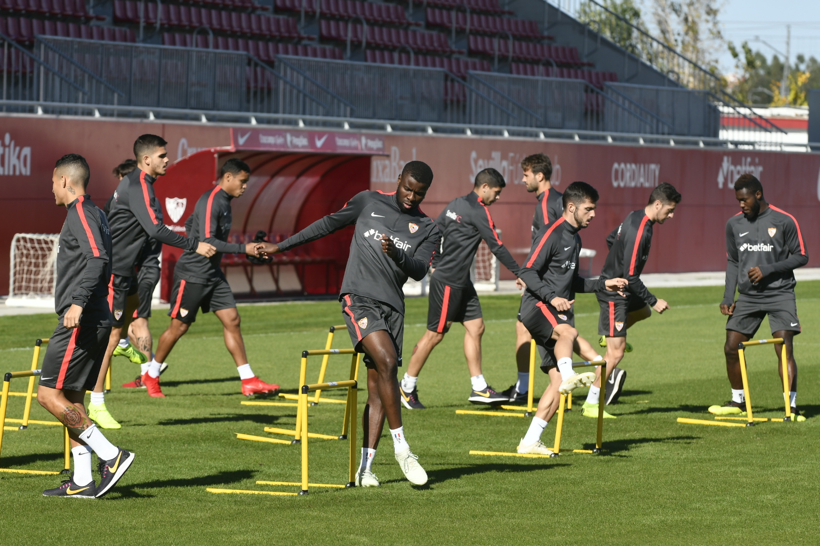 Entrenamiento del Sevilla FC en la ciudad deportiva