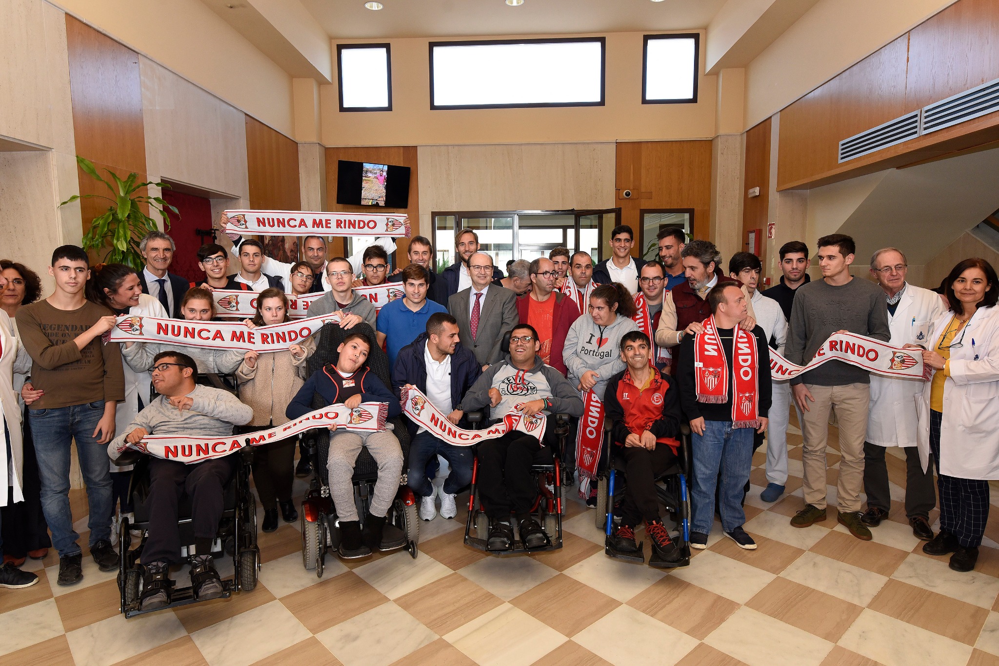 Sevilla FC's visit to San Juan de Dios