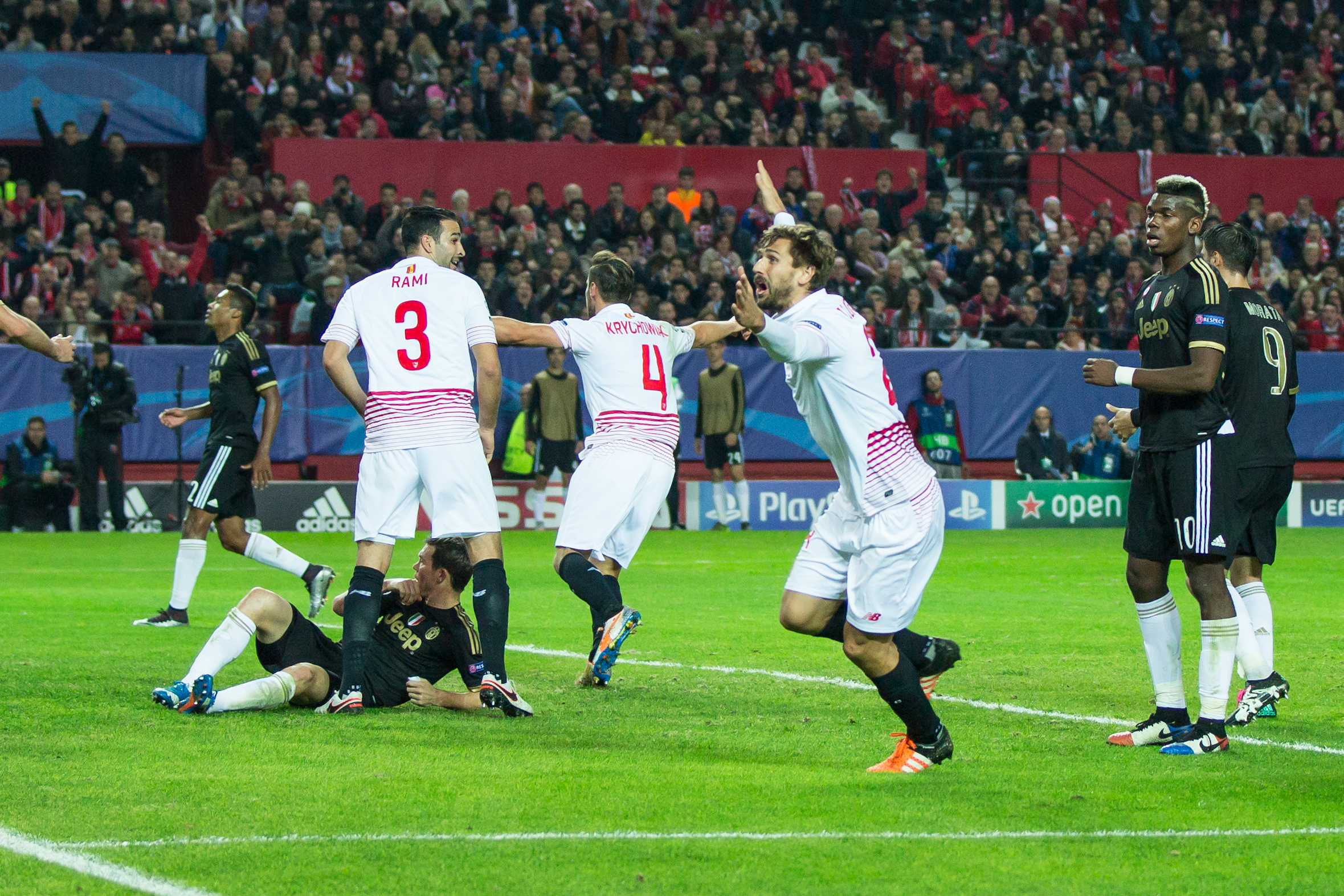 Celebración del gol de Llorente en el Sevilla Fc-Juventus
