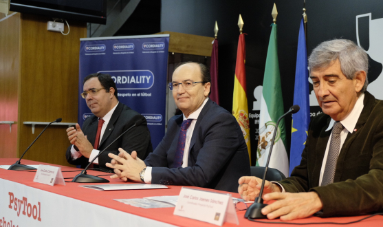 José Castro, en la presentación del proyecto propulsado por la UPO