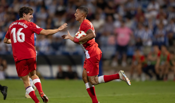 Imagen de Mateo Mejía celebrando el tanto del empate