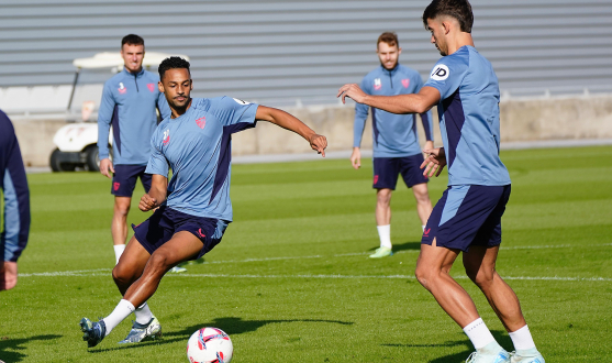 Entrenamiento del Sevilla FC en la ciudad deportiva