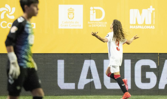 David Rosa celebra un gol ante el Betis