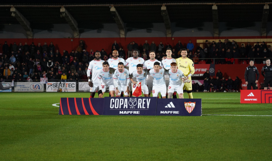 Once inicial ante el Olot