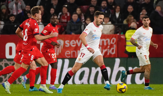 Saúl del Sevilla FC ante Osasuna