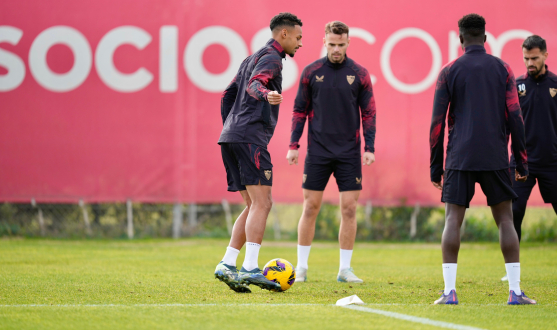 Djibril Sow se volvió a ejercitar con el grupo