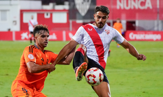 García Pascual, en un partido con el filial