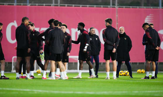 Entrenamiento del Sevilla FC en la ciudad deportiva