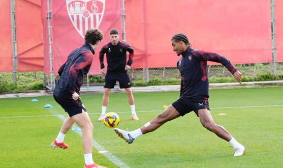 Entrenamiento del jueves en la ciudad deportiva