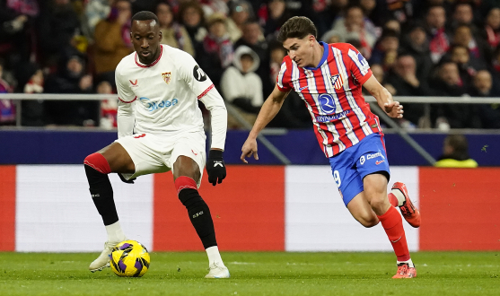 Lukebakio del Sevilla FC ante el Atlético de Madrid