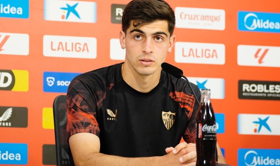 Juanlu, en la conferencia de prensa.
