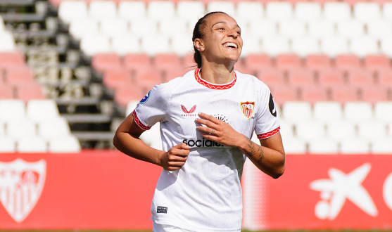 Padilla Bidas celebra uno de los tantos ante el Levante UD