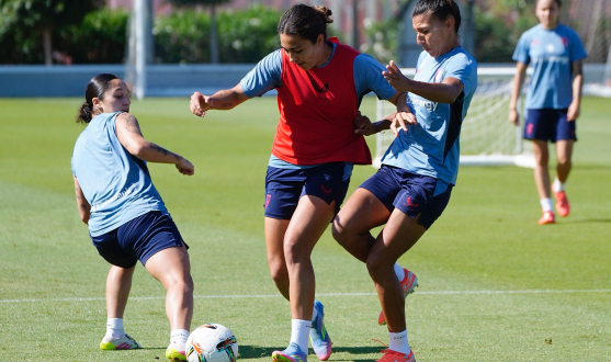 Entrenamiento del femenino antes de recibir a la SD Eibar
