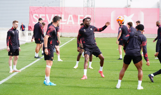 Entrenamiento del Sevilla FC en la ciudad deportiva