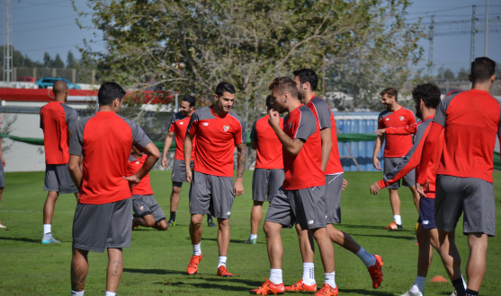 Jugadores del Sevilla FC en un entrenamiento