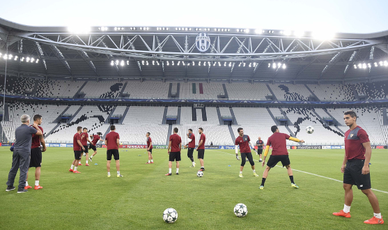 Entrenamiento en el Juventus Stadium