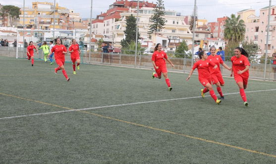 El Sevilla FC Femenino celebra un gol