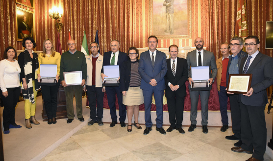 Monchi, entre los premiados por el Centro de Transfusión Sanguínea de Sevilla Premiados Centro de Transfusión Sanguínea de Sevilla