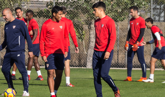 Muriel y Correa del Sevilla FC en el entrenamiento