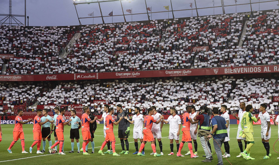El Sevilla FC antes del partido ante el Granada CF 