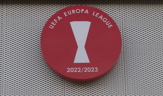 Insignia de la séptima UEFA Europa League en el Ramón Sánchez-Pizjuán Insignia de la séptima UEFA Europa League en el Ramón Sánchez-Pizjuán
