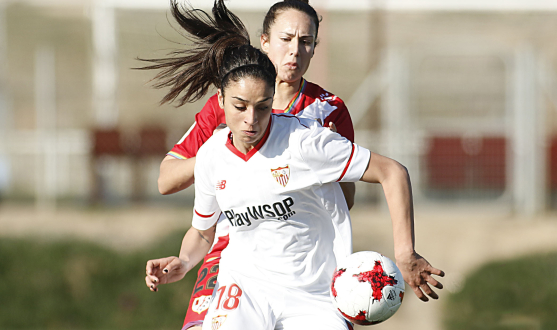 Martina Piemonte durante el Sevilla FC Rayo Vallecano de la jornada 18 de la Liga Iberdrola
