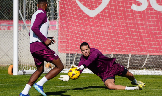 Sevilla FC training, November 23