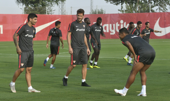 Sevilla training in the Ciudad Deportiva